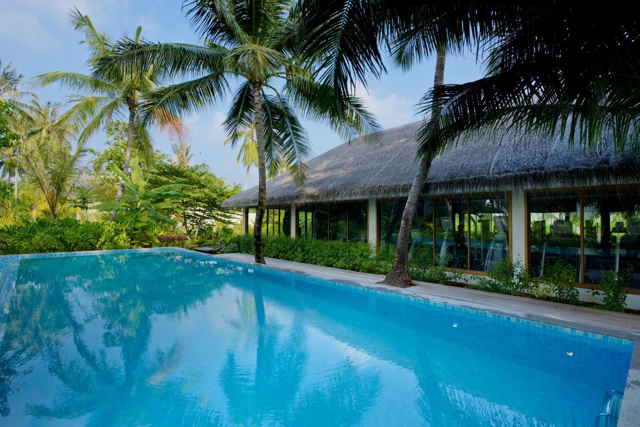 Kandima Maldives كوداهوفادهو المظهر الخارجي الصورة The swimming pool at the resort