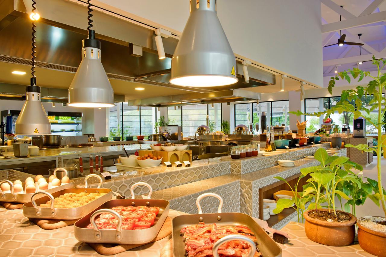 Kandima Maldives كوداهوفادهو المظهر الخارجي الصورة The buffet at the hotel