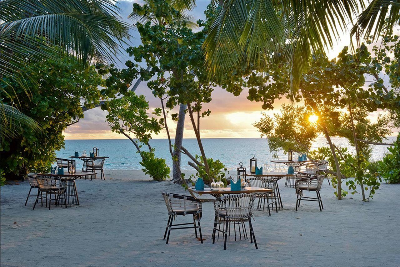 Kandima Maldives كوداهوفادهو المظهر الخارجي الصورة Sunset at the beach
